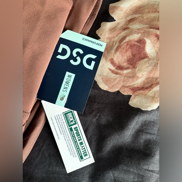 DSG Women’s Leggings - Picture 7 of 9